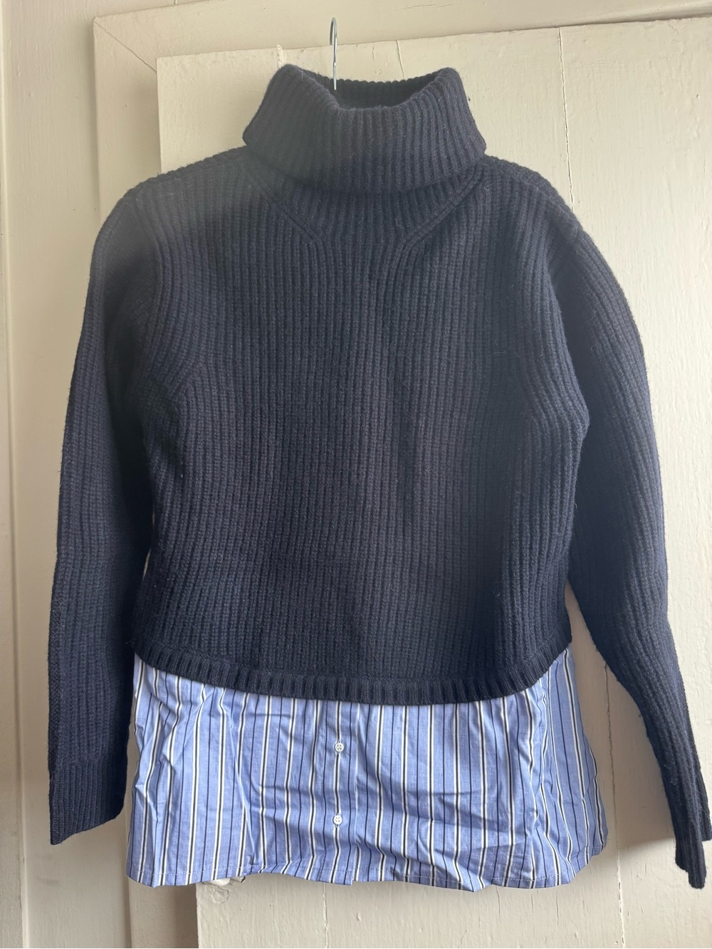 Sandro Wool Navy Turtleneck Knit Sweater with Shirt-Style Hem